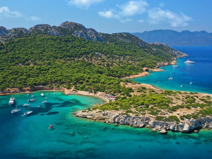 Top Yacht Destinations Near Athens